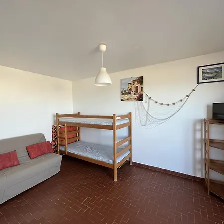 Agreable En Bord De Avec Terrasse Et Parking - - Fr-1-799-28 Le Barcares